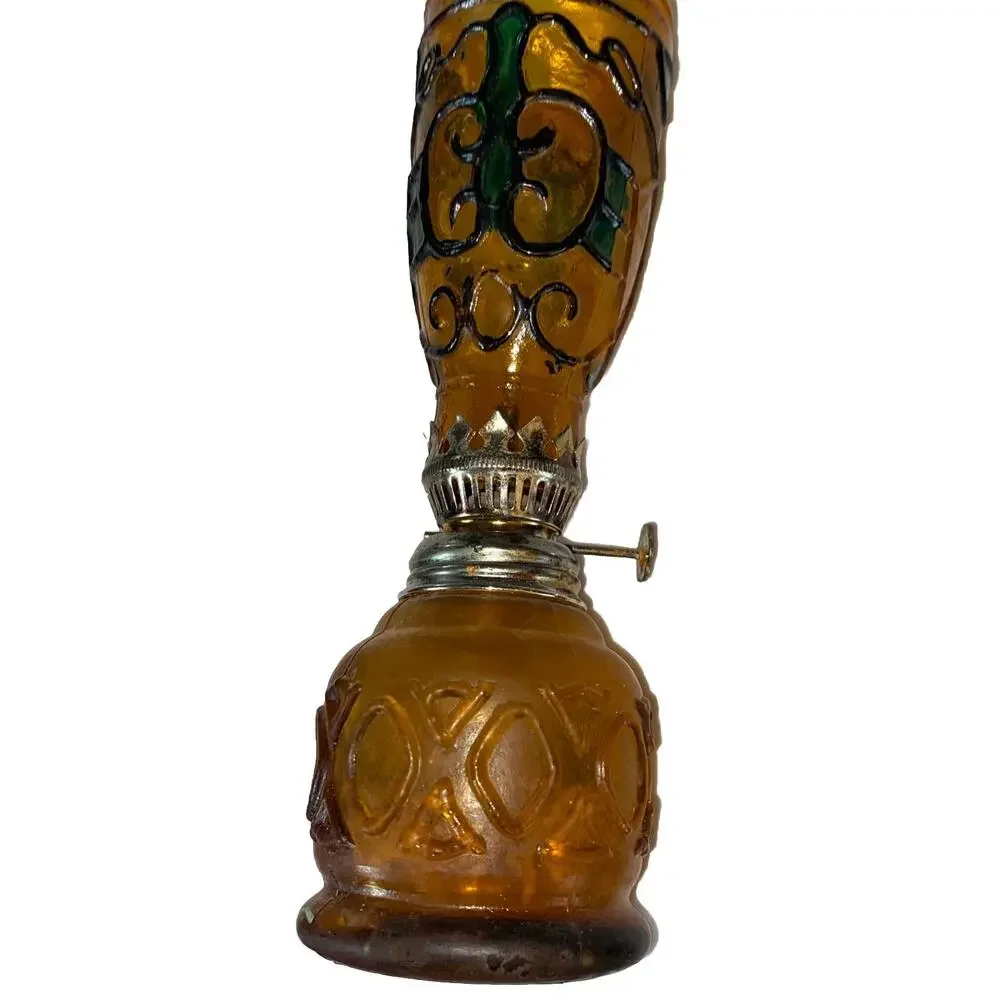 Oil Lamp Sail Boat Brand #902452 8”Made In Hong Kong‎ and Hand painted peeling